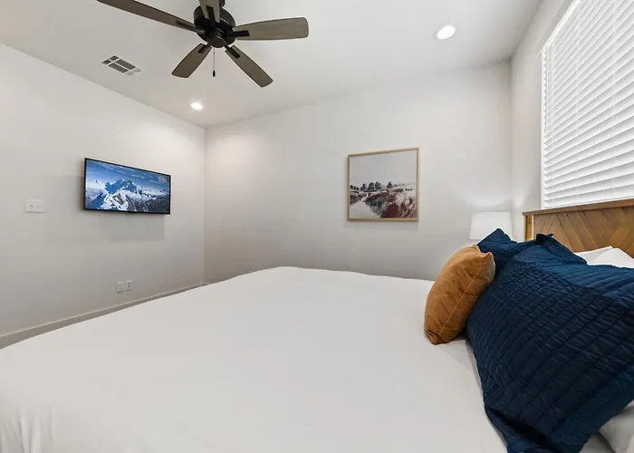 Basin House 2 King Beds 70in Tv Fast Wifi * Lafayette