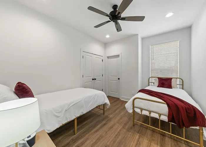 Basin House 2 King Beds 70in Tv Fast Wifi *